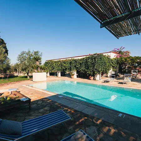 Villa Apulia Essence Heritage Retreat - Infinity Pool & Lush Gardens *