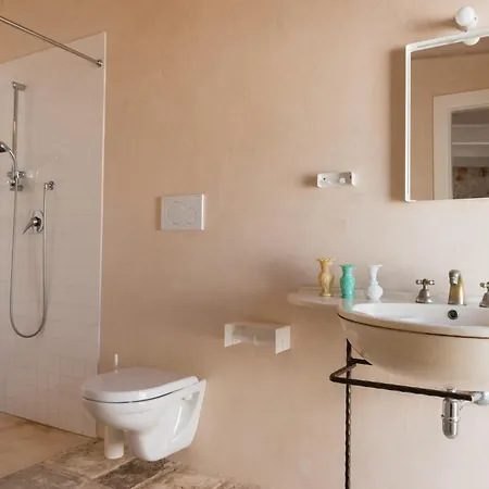 Apulia Essence Heritage Retreat - Infinity Pool & Lush Gardens Villa
