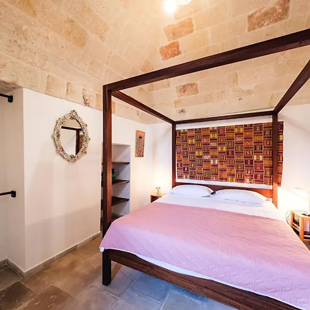Helloapulia - Barbara - Luxury Retreat With Infinity Pool & Lush Gardens Monopoli