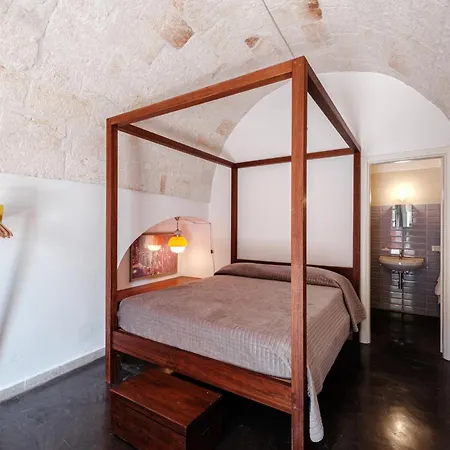 Helloapulia - Barbara - Luxury Retreat With Infinity Pool & Lush Gardens Villa